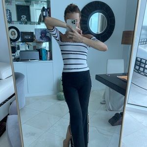 Elegant top with details hand woven